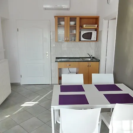 Albizia דירה באלאטונפורד